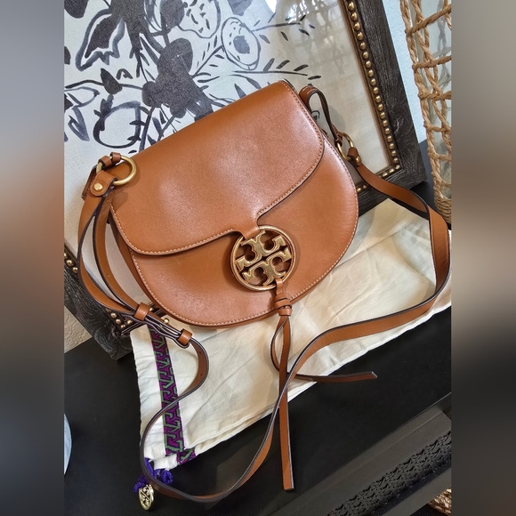 Tory Burch Leather Crossbody Saddle Bag - Picture 1 of 11